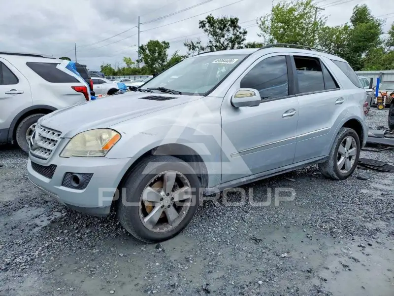 2009 Mercedes Benz ML-Class фото