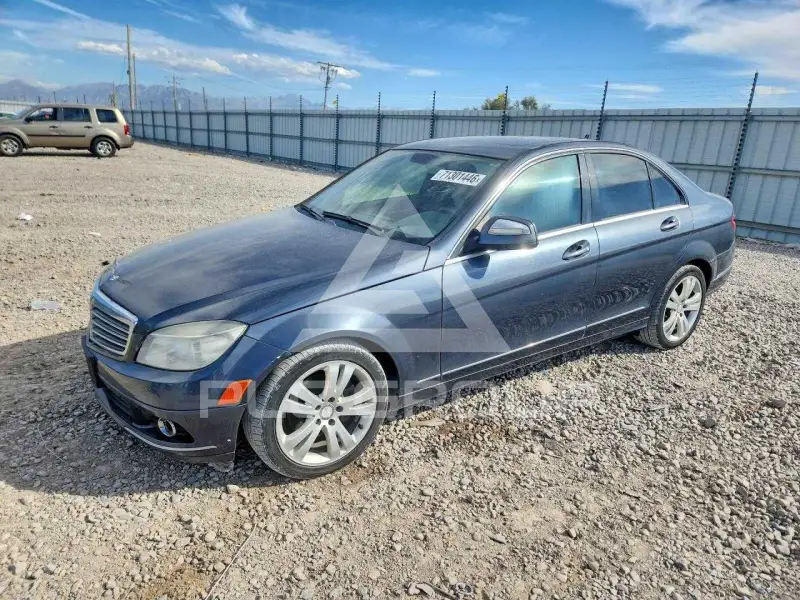 2009 Mercedes Benz C-Class фото