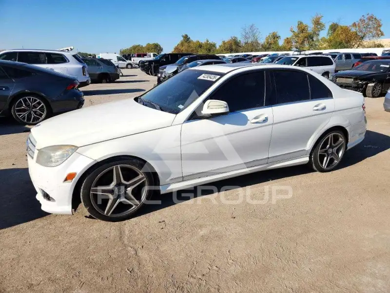 2009 Mercedes Benz C-Class photo