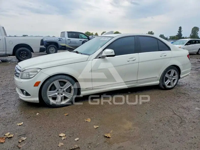 2009 Mercedes Benz C-Class фото