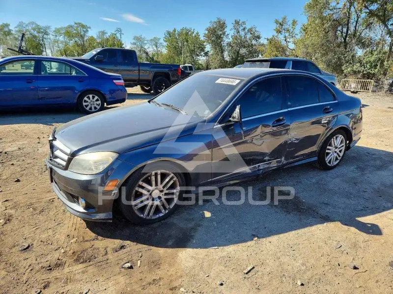 2009 Mercedes Benz C-Class photo