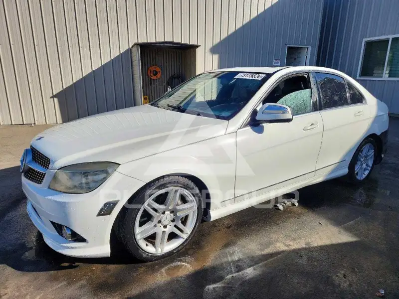 2009 Mercedes Benz C-Class фото