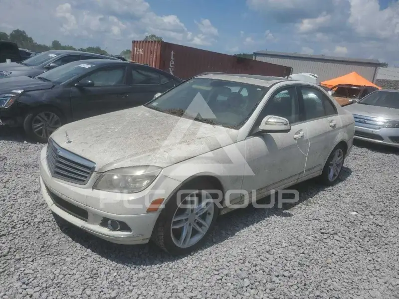 2009 Mercedes Benz C-Class фото