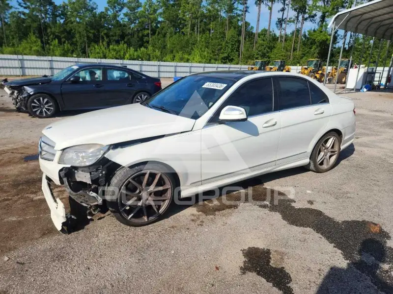 2009 Mercedes Benz C-Class photo