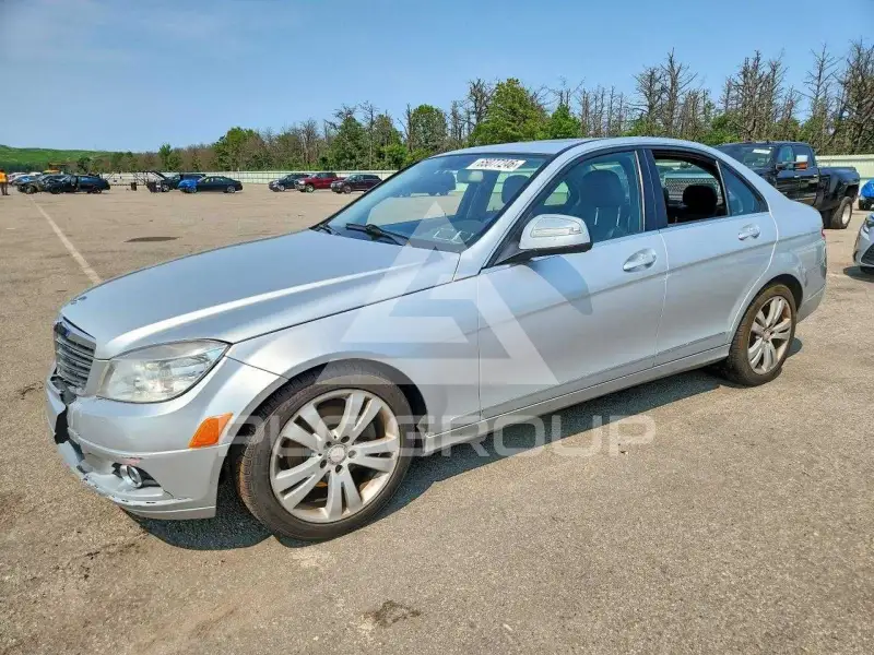 2009 Mercedes Benz C-Class фото
