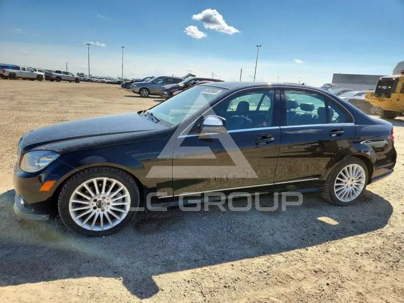 2009 Mercedes Benz C-Class фото