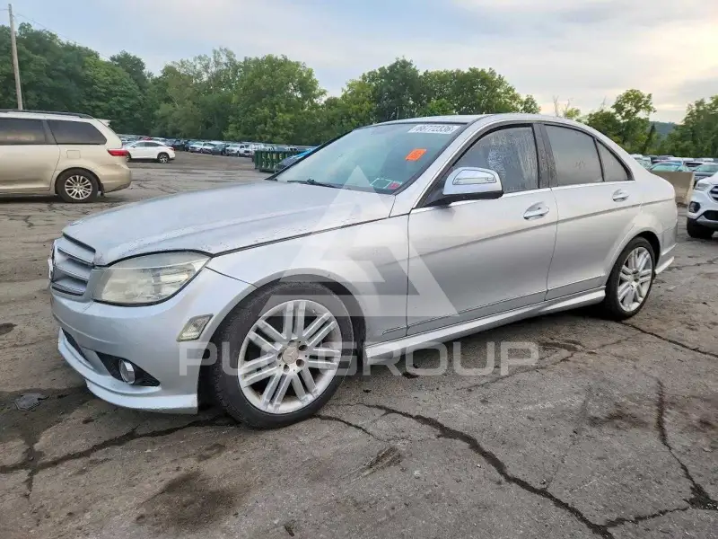 2009 Mercedes Benz C-Class photo