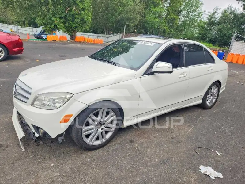 2009 Mercedes Benz C-Class photo