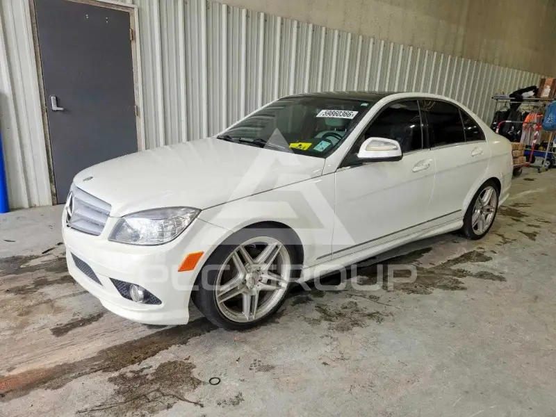 2009 Mercedes Benz C-Class фото