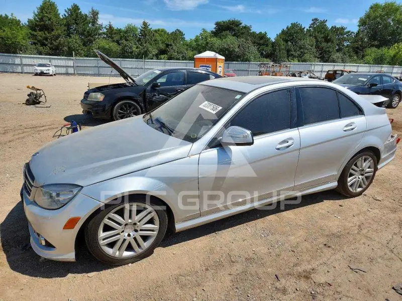 2009 Mercedes Benz C-Class photo