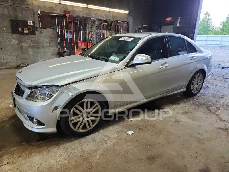 2009 Mercedes Benz C-Class photo