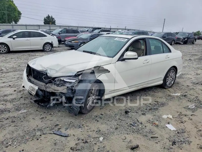 2009 Mercedes Benz C-Class photo