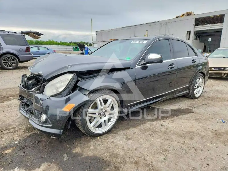 2009 Mercedes Benz C-Class фото