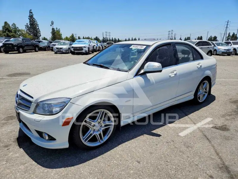 2009 Mercedes Benz C-Class фото