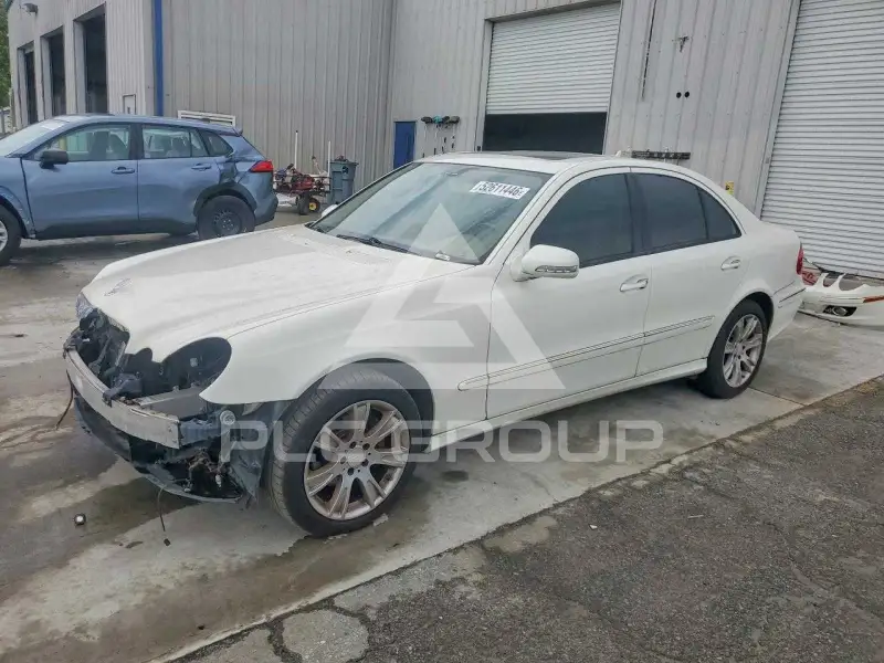 2009 Mercedes Benz E-Class фото