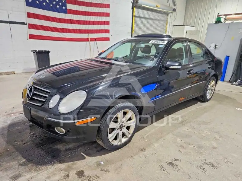 2009 Mercedes Benz E-Class фото