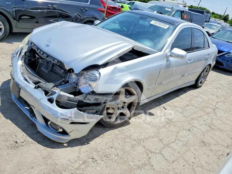 2009 Mercedes Benz E-Class photo