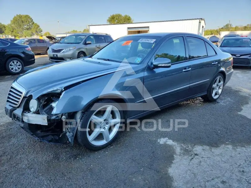 2009 Mercedes Benz E-Class photo