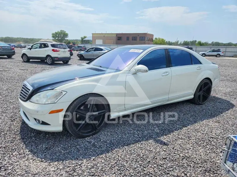 2009 Mercedes Benz S-Class photo