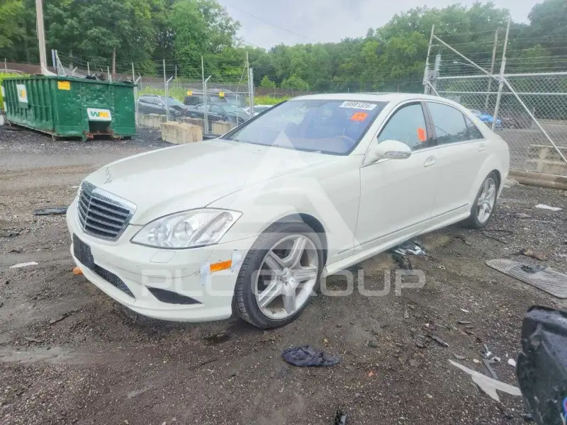 2009 Mercedes Benz S-Class photo