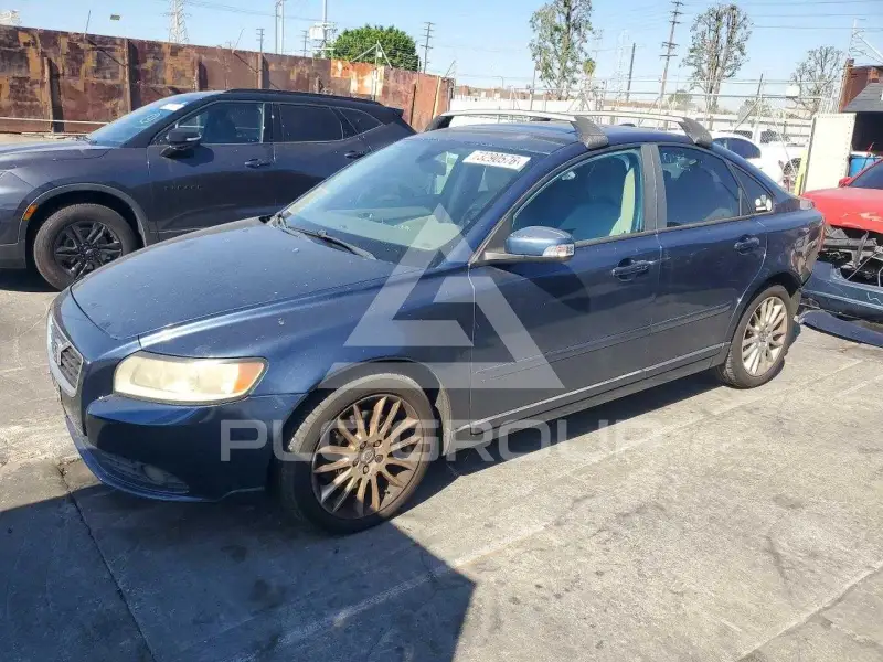2009 Volvo S40 фото