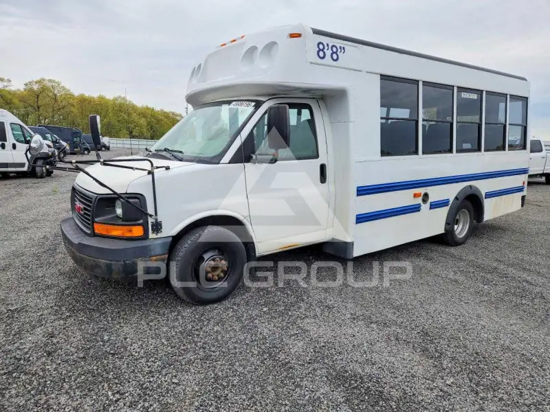 2009 GMC Savana фото