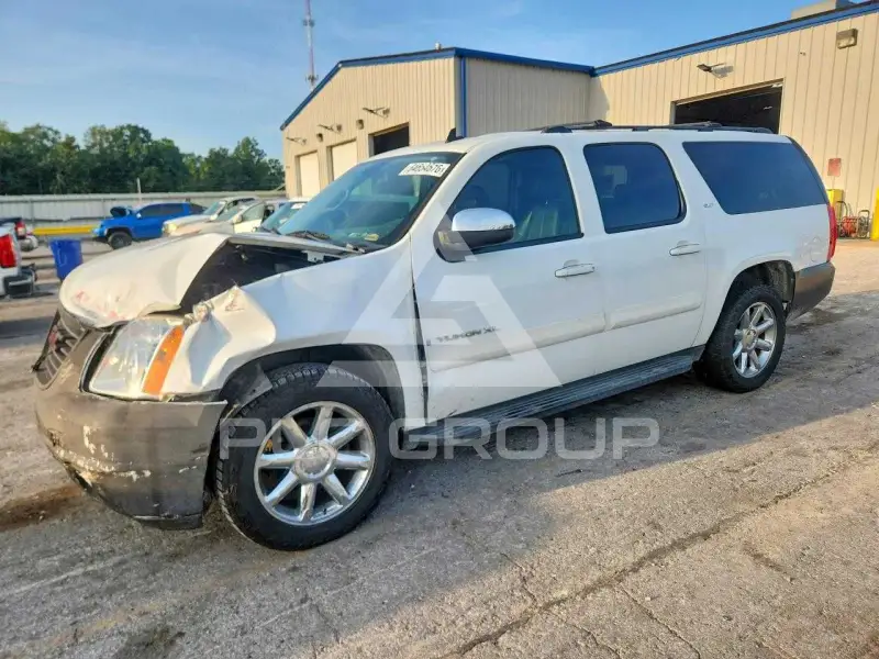 2009 GMC YUKON фото