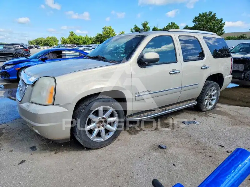 2009 GMC YUKON фото
