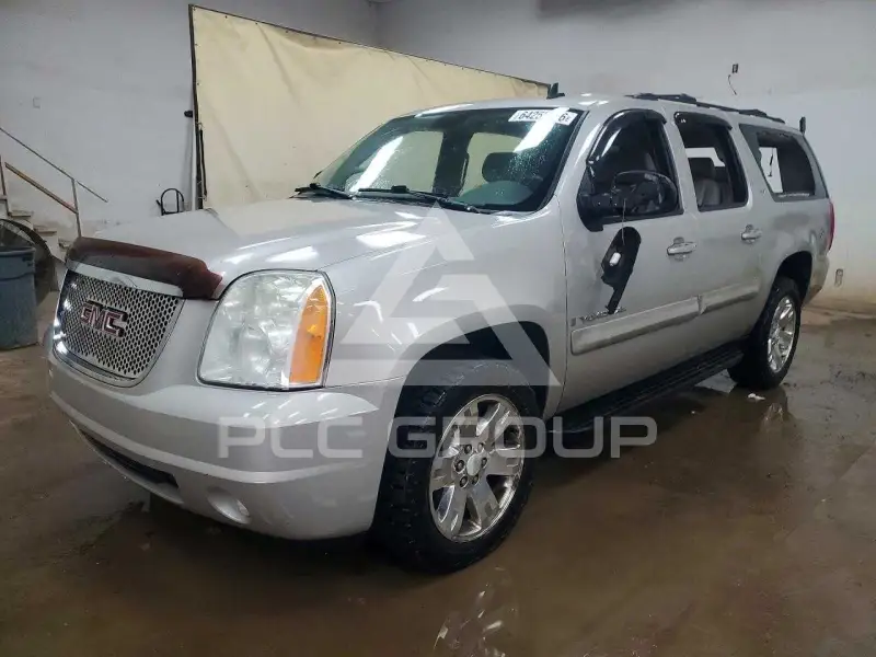 2009 GMC YUKON фото
