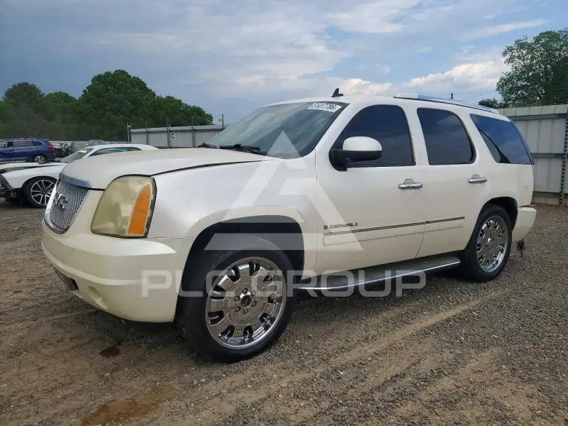 2009 GMC YUKON фото