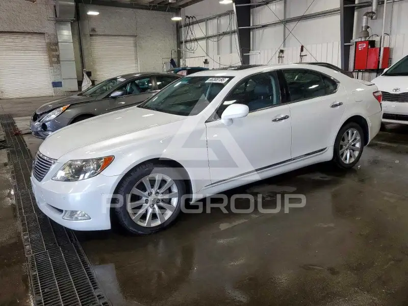 2009 Lexus LS460 photo