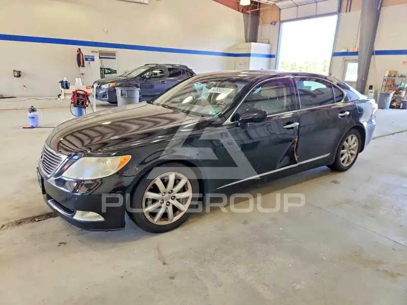 2009 Lexus LS460 photo