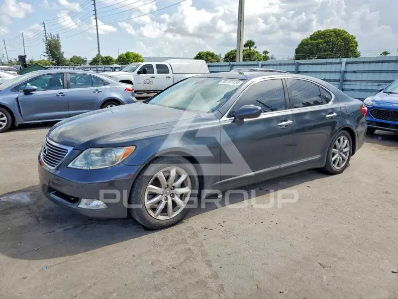 2009 Lexus LS460 photo