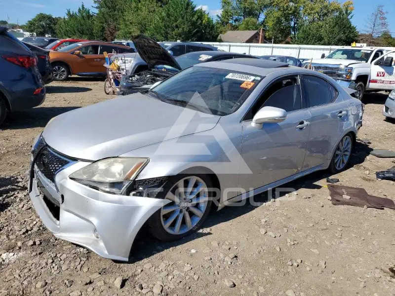 2009 Lexus IS photo