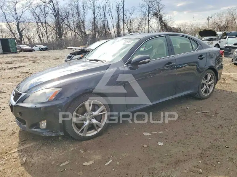 2009 Lexus IS photo