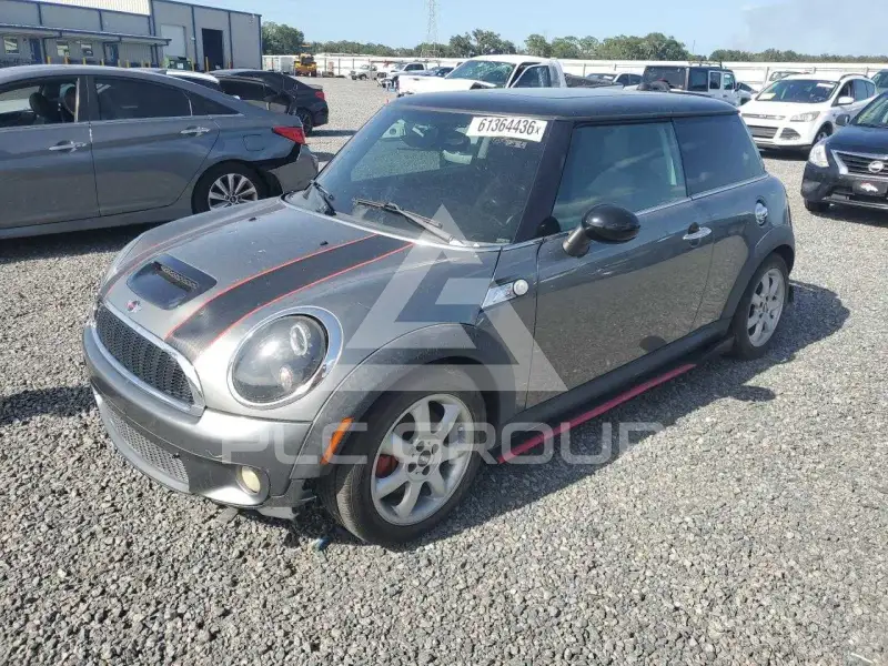 2009 Mini COOPER photo