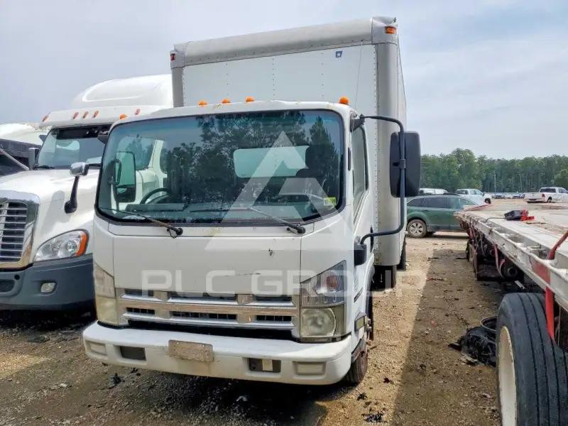 2009 Isuzu NPR фото