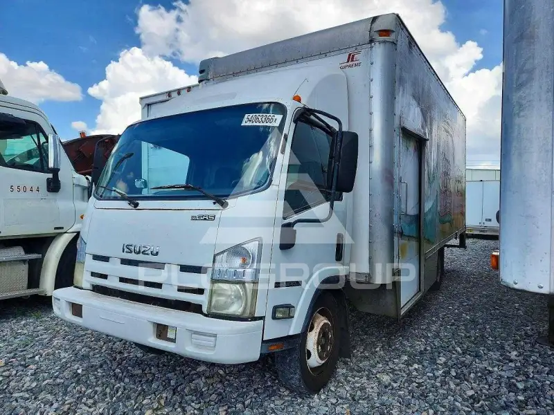 2009 Isuzu NPR фото