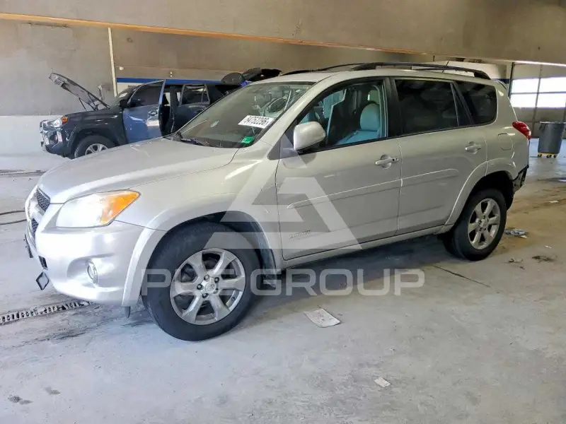 2009 Toyota RAV4 photo