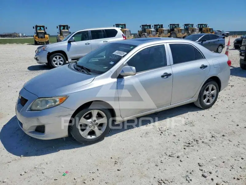2009 Toyota COROLLA фото