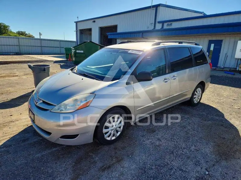 2009 Toyota SIENNA фото