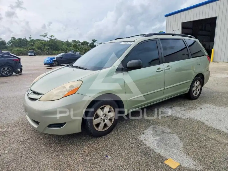 2009 Toyota SIENNA фото