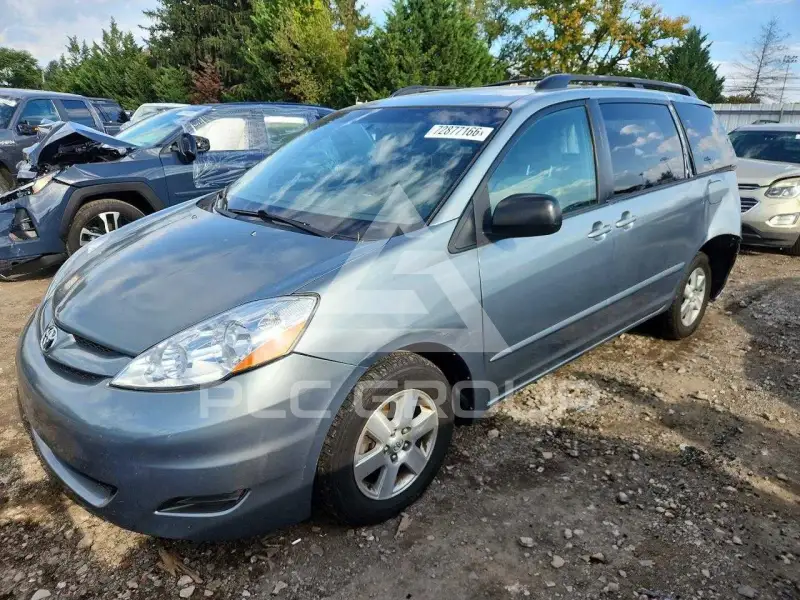 2009 Toyota SIENNA фото
