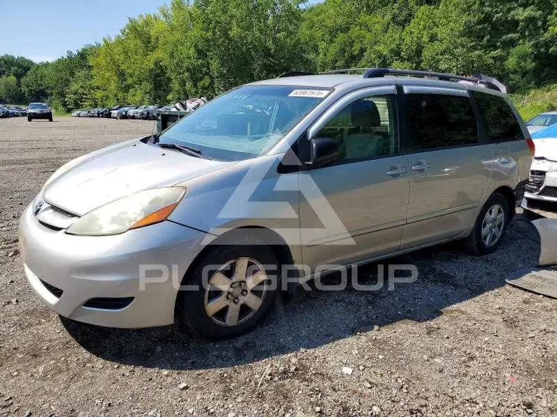 2009 Toyota SIENNA фото