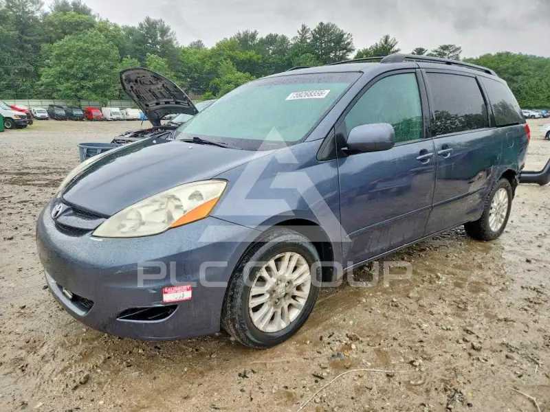 2009 Toyota SIENNA фото