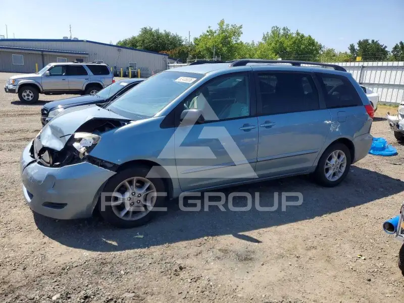 2009 Toyota SIENNA фото