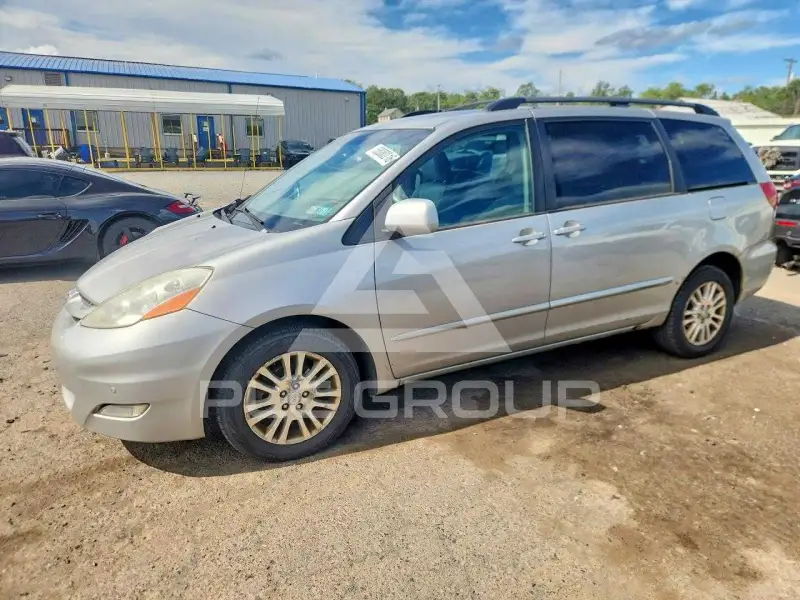 2009 Toyota SIENNA фото