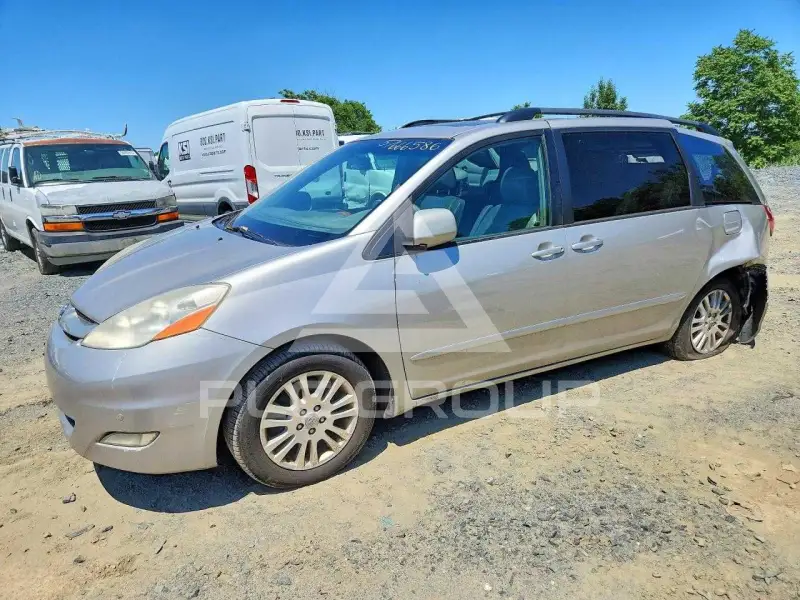 2009 Toyota SIENNA фото