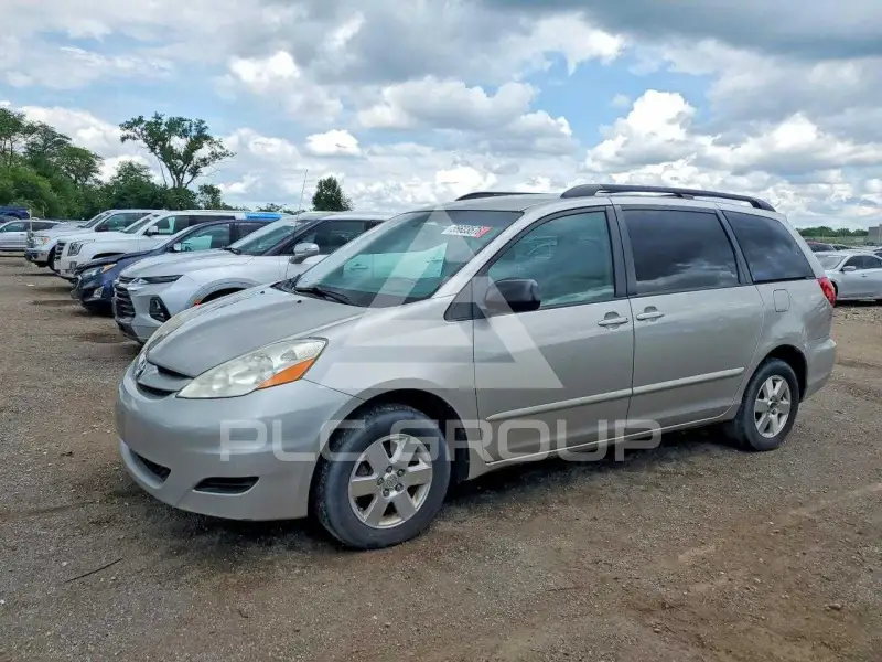 2009 Toyota SIENNA фото