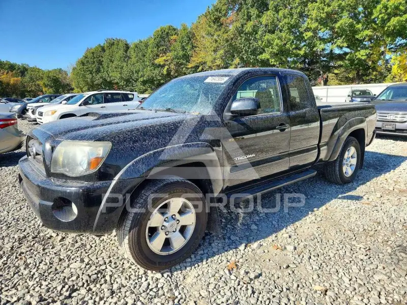 2009 Toyota TACOMA photo